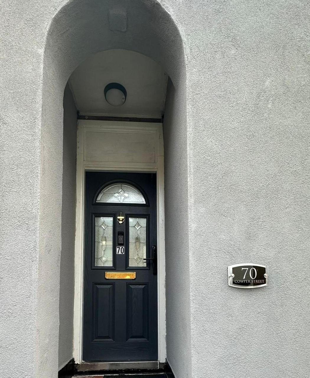 Luton Town House Near Airport Apartamento Exterior foto