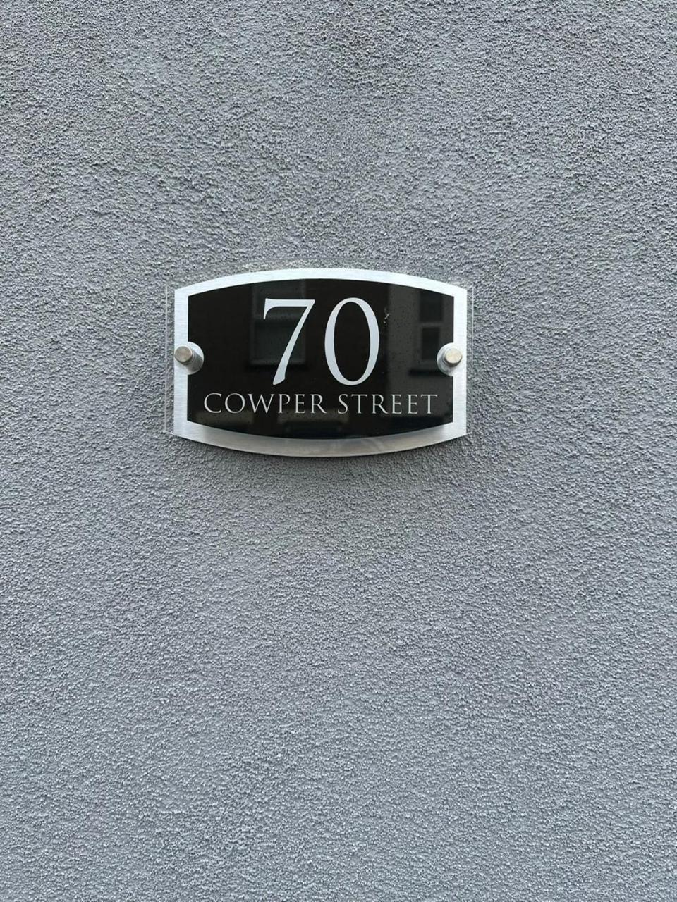 Luton Town House Near Airport Apartamento Exterior foto